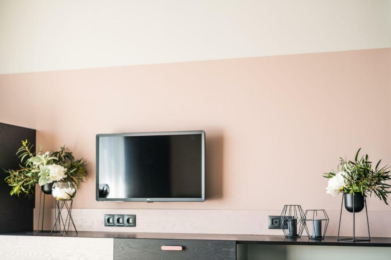 Maestro Design Hotel Liepāja Buitenkant foto