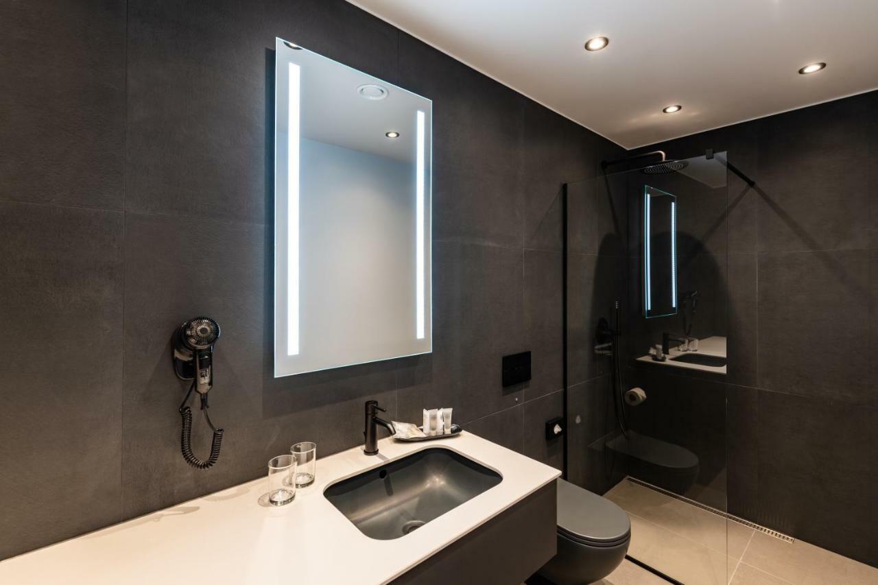 Maestro Design Hotel Liepāja Buitenkant foto