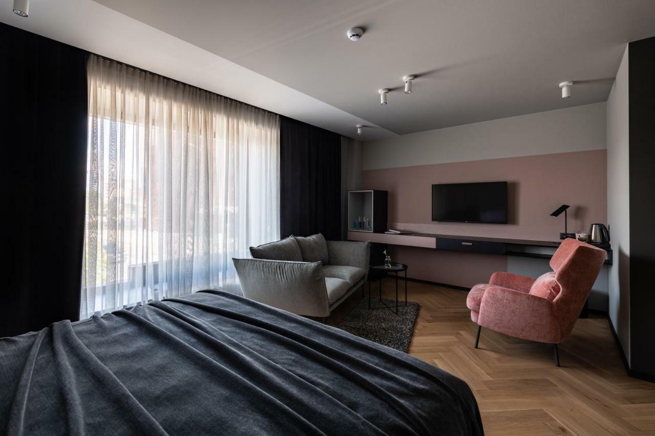 Maestro Design Hotel Liepāja Buitenkant foto